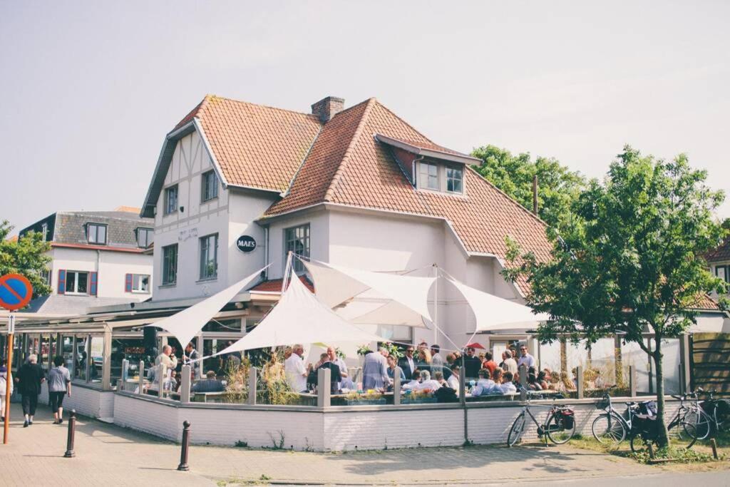 Vakantie-Appartement Aan Zee In Hartje De Haan Exterior foto